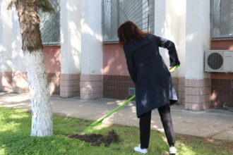 Работники прокуратуры приняли участие в общереспубликанском субботнике