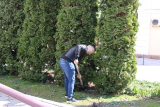 Работники прокуратуры приняли участие в общереспубликанском субботнике