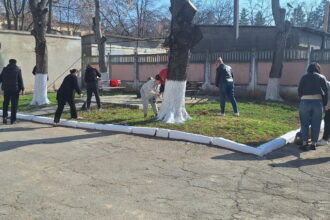 Работники прокуратуры приняли участие в общереспубликанском субботнике